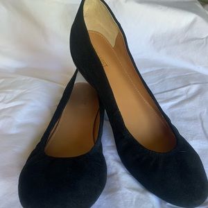 Nine West Carmen Black Suede Flats Size 11
